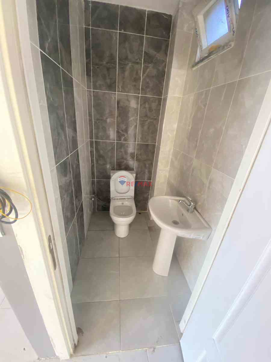 TUZLA YAYLA FEVZİ ÇAKMAK CADDESİNDE SATILIK FIRSAT DÜKKAN (BOŞ)