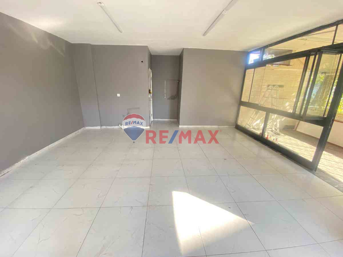 TUZLA YAYLA FEVZİ ÇAKMAK CADDESİNDE SATILIK FIRSAT DÜKKAN (BOŞ)