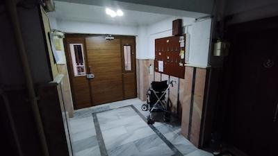 AVCILAR MERKEZDE 2+1 MASRAFSIZ EŞYALI ARAKAT DAIRE