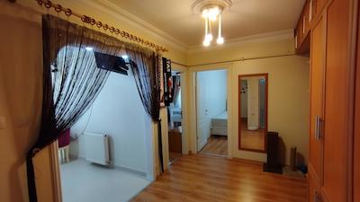 AVCILAR MERKEZDE 2+1 MASRAFSIZ EŞYALI ARAKAT DAIRE