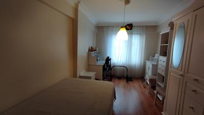 AVCILAR MERKEZDE 2+1 MASRAFSIZ EŞYALI ARAKAT DAIRE