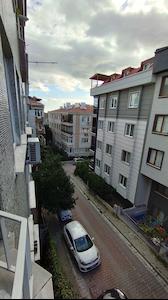 AVCILAR MERKEZDE 2+1 MASRAFSIZ EŞYALI ARAKAT DAIRE