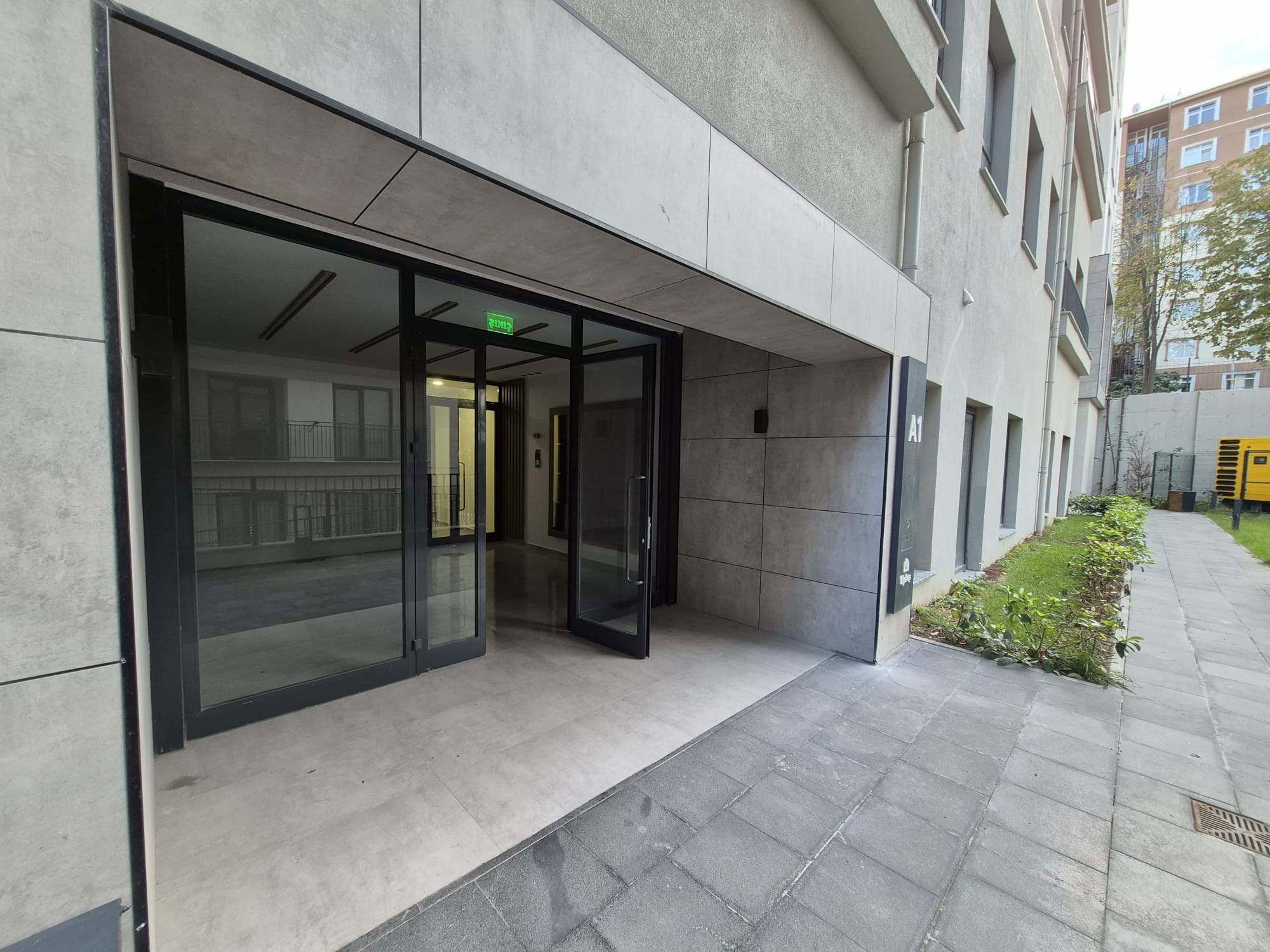 KIPTAŞ KIRLANGIÇ EVLERI SIFIR CADDE CEPHE FERAH 3+1