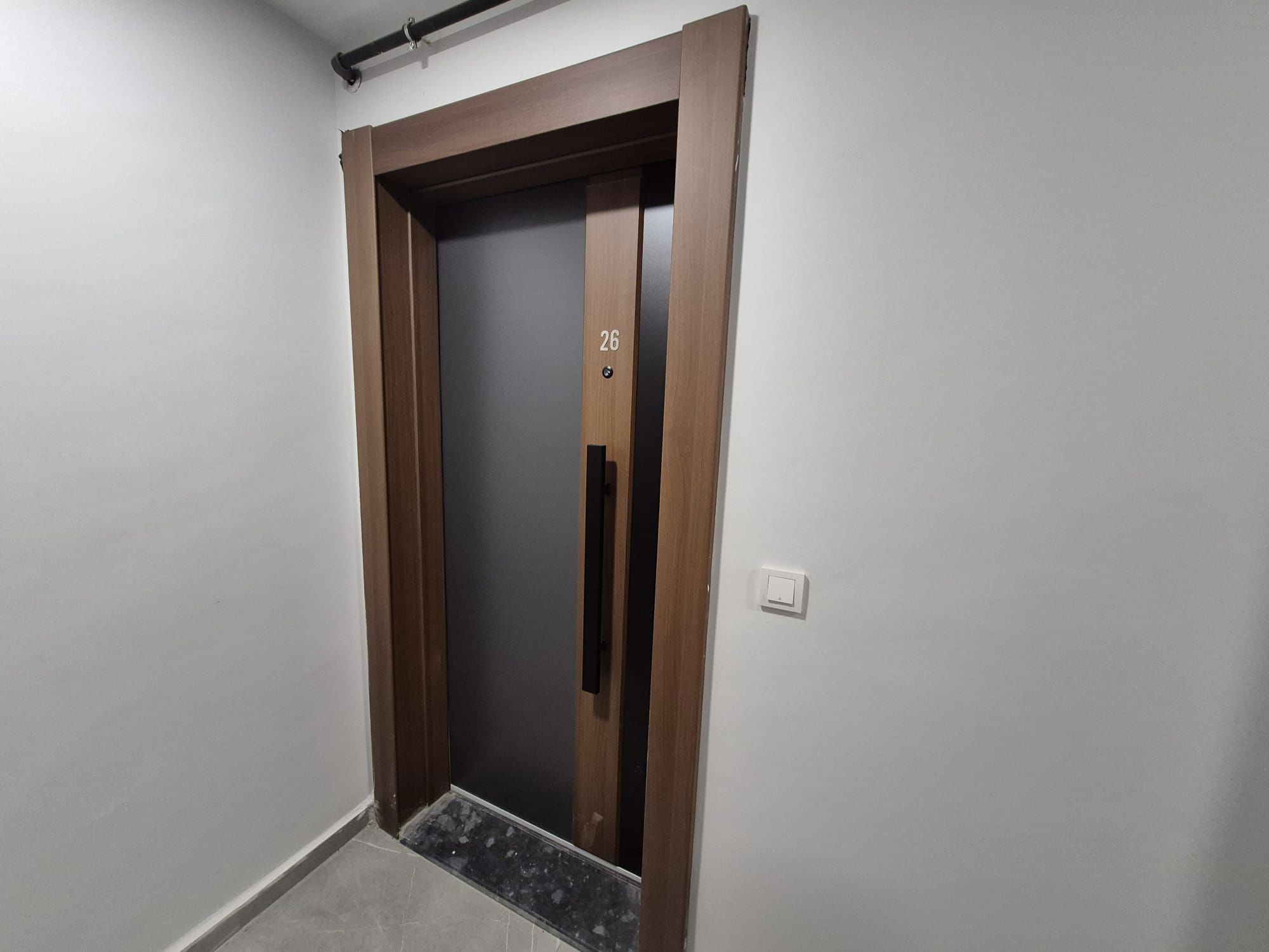 KIPTAŞ KIRLANGIÇ EVLERI SIFIR CADDE CEPHE FERAH 3+1