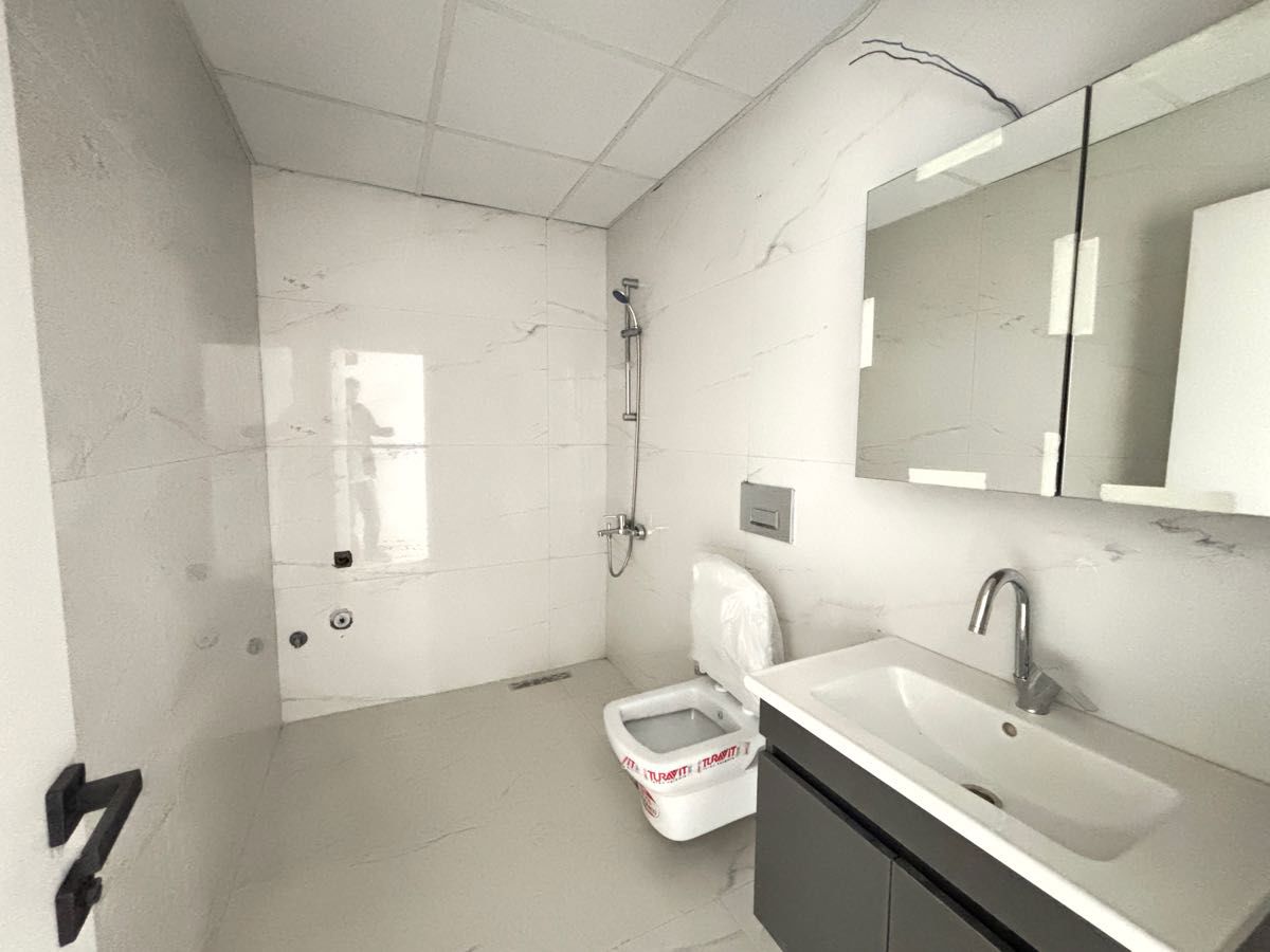 KARTEPE ATAEVLER’DE 2 + 1 ARA KAT DAİRE