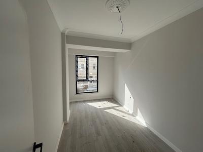 KARTEPE ATAEVLER’DE 2 + 1 ARA KAT DAİRE