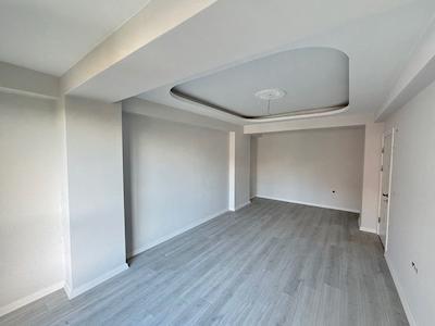 KARTEPE ATAEVLER’DE 2 + 1 ARA KAT DAİRE