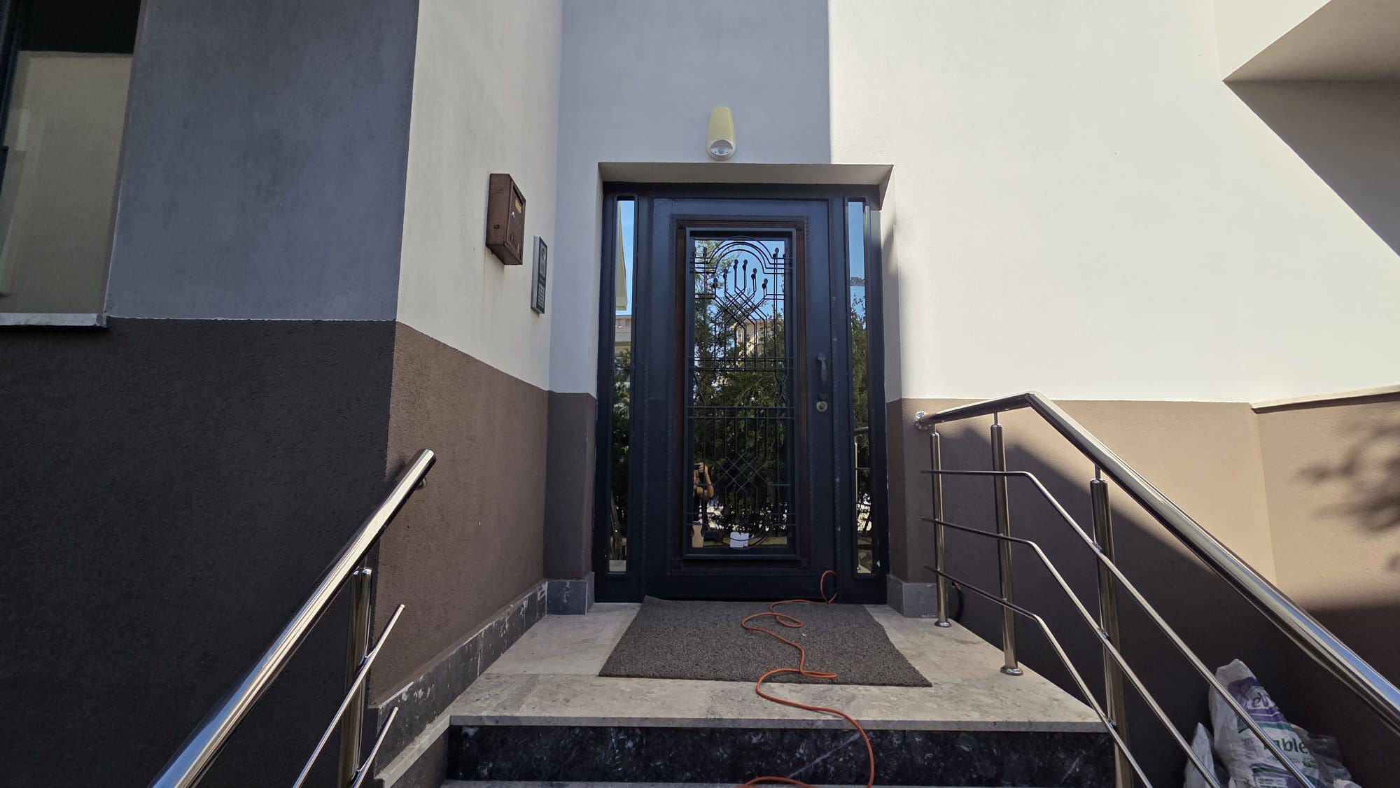 SEFERIHISAR SIĞACIK FUL EŞYALI 2+1 KIRALIK DAIRE