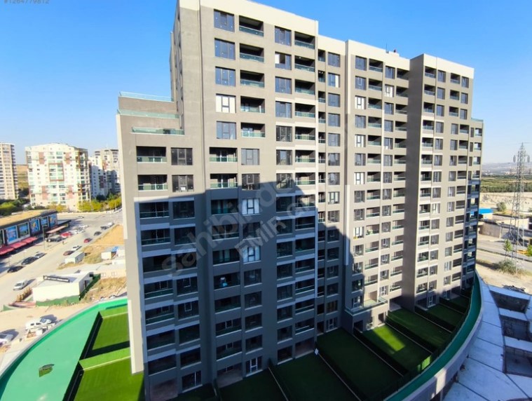 GÖKSU PARKI VE METRO YANI AP İST PORT DA MANZARALI 1+1