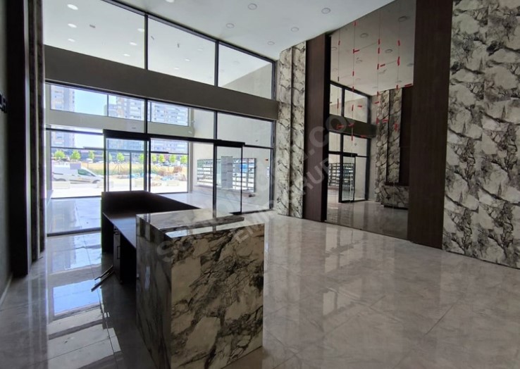 GÖKSU PARKI VE METRO YANI AP İST PORT DA MANZARALI 1+1