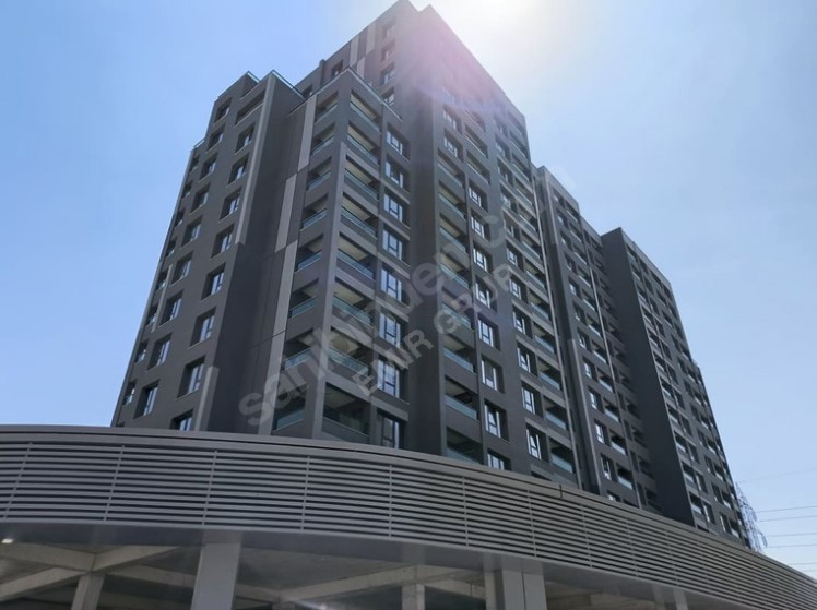 GÖKSU PARKI VE METRO YANI AP İST PORT DA MANZARALI 1+1