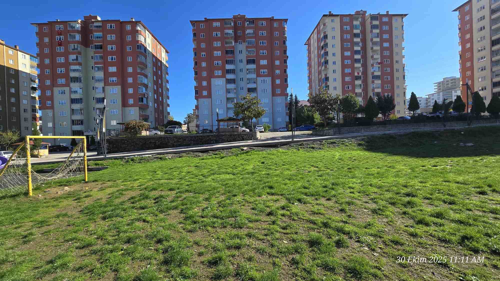 HASKÖYDE TİCARİ İMARLI ARSA