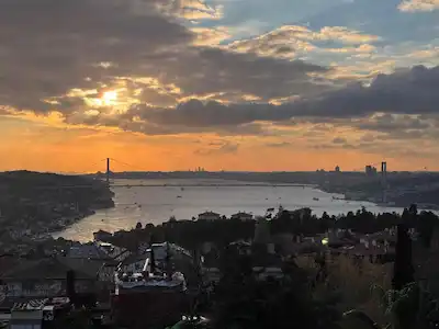 ÇENGELKÖY BEYAZ KÖŞKLER BÖLGESI A+ BINADA 3+1