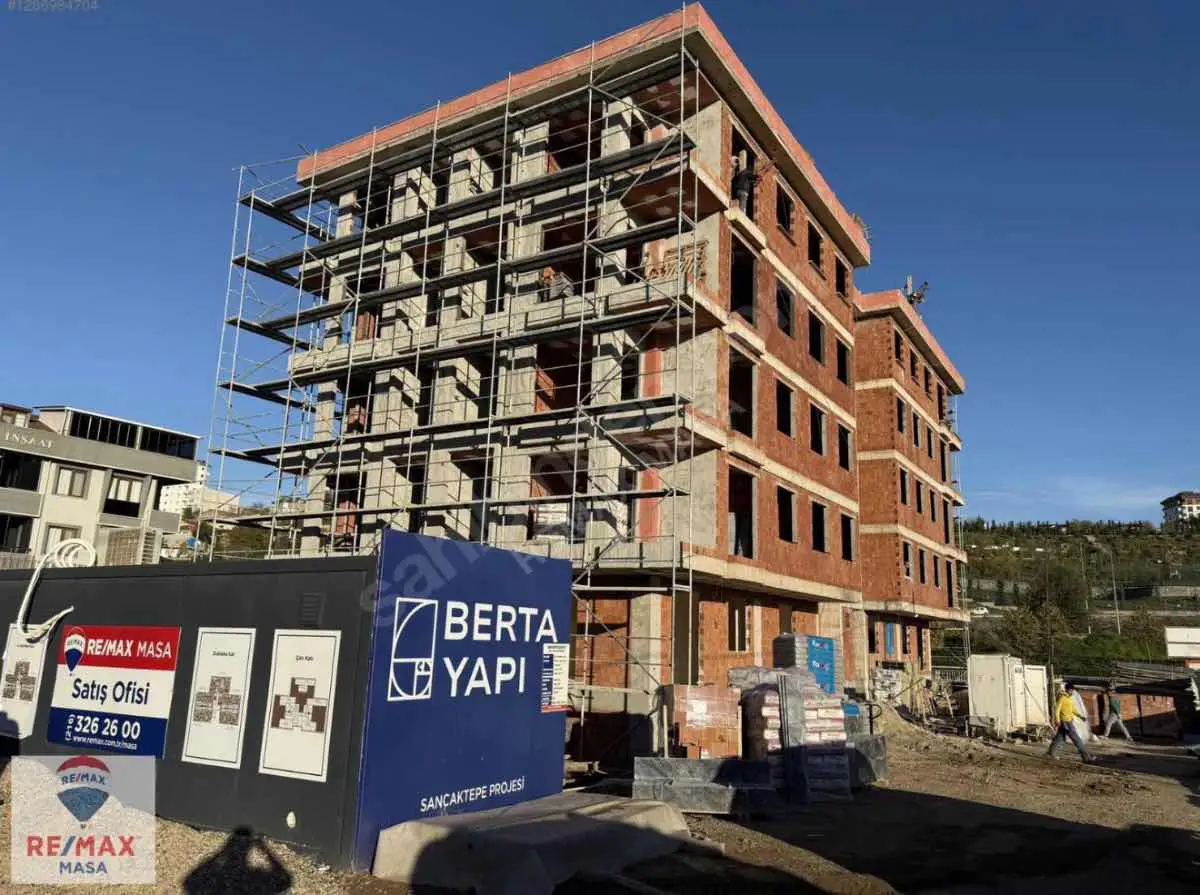 REMAX MASA SANCAKTEPE'DE 4+1 PROJEDEN DUBLEKS DAİRE