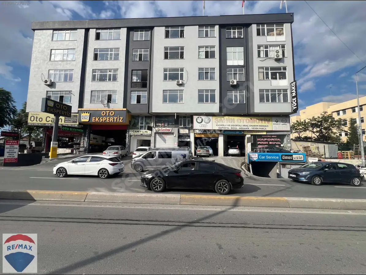 CADDE ÜZERINDE 550 M2 ASANSÖRLÜ 5.KAT SATILIK İŞYERI 