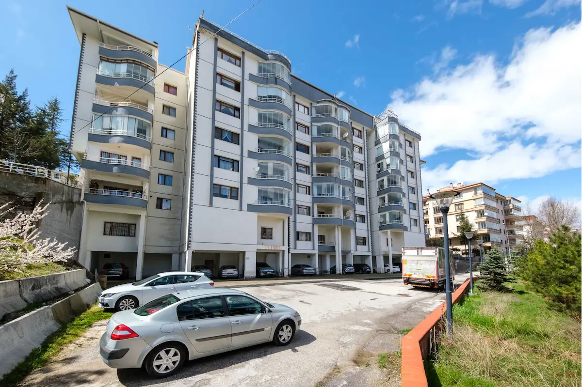 ATA MAHALLESİ 3+1 | VADİ MANZARALI FIRSAT DAİRE - HASAN CAN KULAKSIZ
