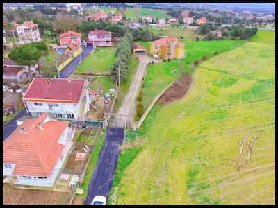 ÇATALCA KABAKÇA'DA KÖYE ÇOK YAKIN 496 M2 SATILIK ARSA