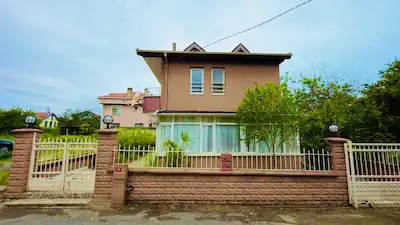 KILYOS MERKEZ DE BAHÇELI VILLA