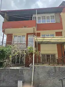 YARENLER MAHALLESİ KOMPLE SATILIK BİNA