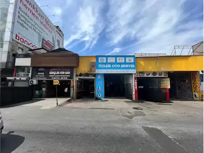4 LEVENT SANAYİDE BÜYÜKDERE CAD ÜZERİ SATILIK DÜKKAN
