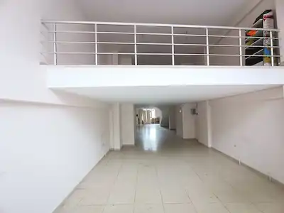 KADIKÖY -ACIBADEM MAHALESİNDE 215 M2 KİRALIK DÜKKAN