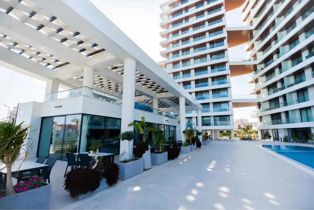 SÜPER LÜKS | PANORAMA LONG BEACH’TE 1+1 | 4. KAT | DENİZ & HAVUZ MANZARALI