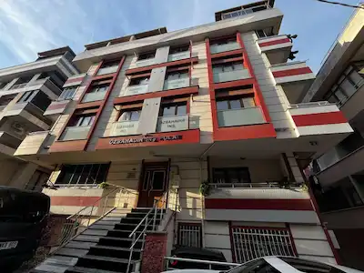 YEDİTEPE'YE YÜRÜME MESAFESİNDE EBEVEYN BANYOLU GENİŞ 3+1