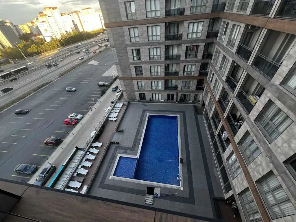 BRAND İSTANBUL PARK SİRESİNDE KİRALIL 1+1