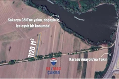 FEIZLI KARASU YOLU ÜZERI TICARI POTANSIYELLI TARLA REMAX ÇAKRA