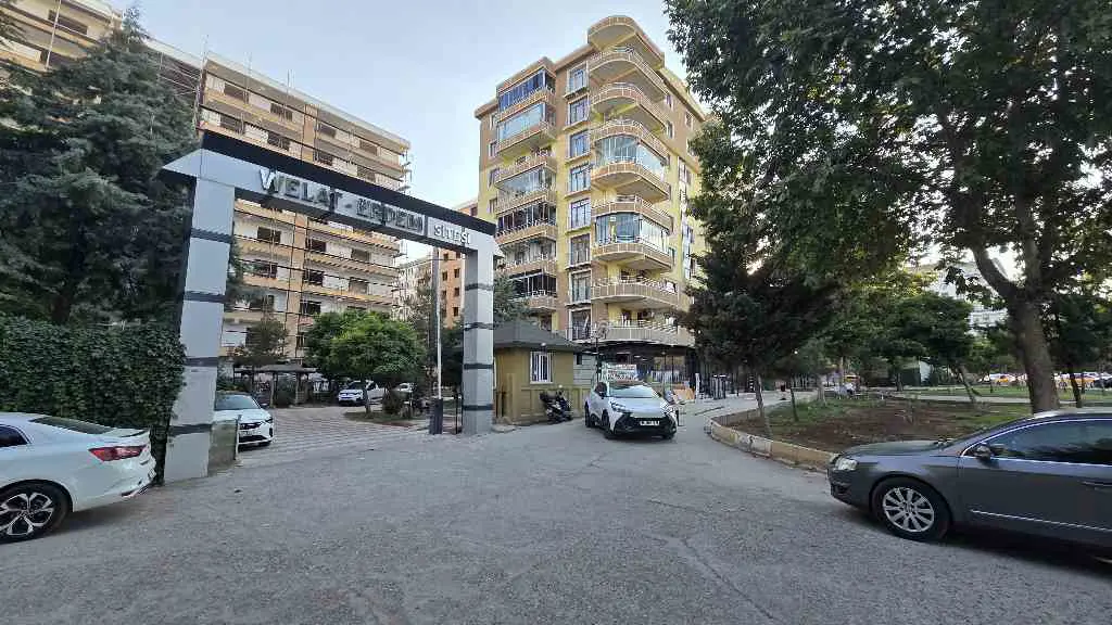 DİCLEKENT VİLLALARI CİVARI KİRALIK 3+1 DAİRE