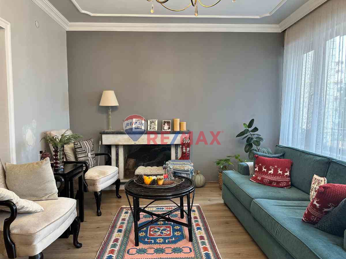 ALTAY SAHIL SITESINDE 3+1 DENIZE SIFIR SATILIK VILLA