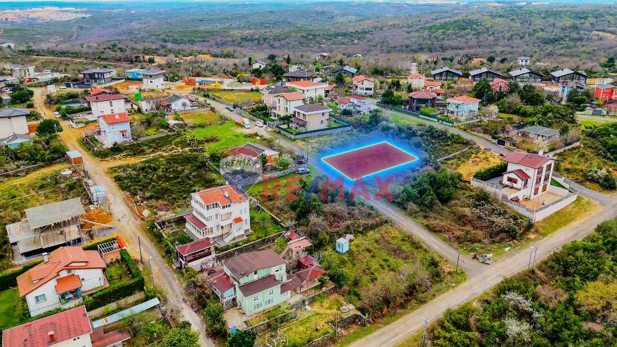 RİVA SATILIK İMARLI VİLLA ARSASI 465M2 DENİZE 400M MÜSTAKİL