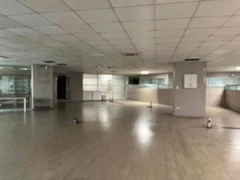 REMAX LIVE'DEN TOPÇULAR HEKIMOĞLU PLAZA'DA 750 M2 + KDV KİRALIK OFİS KATI
