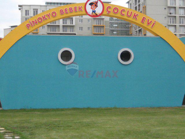 KURTKÖY DUMANKAYA TREND SATILIK 1+1 ARAKAT 67 M2 EŞYALI DAİRE