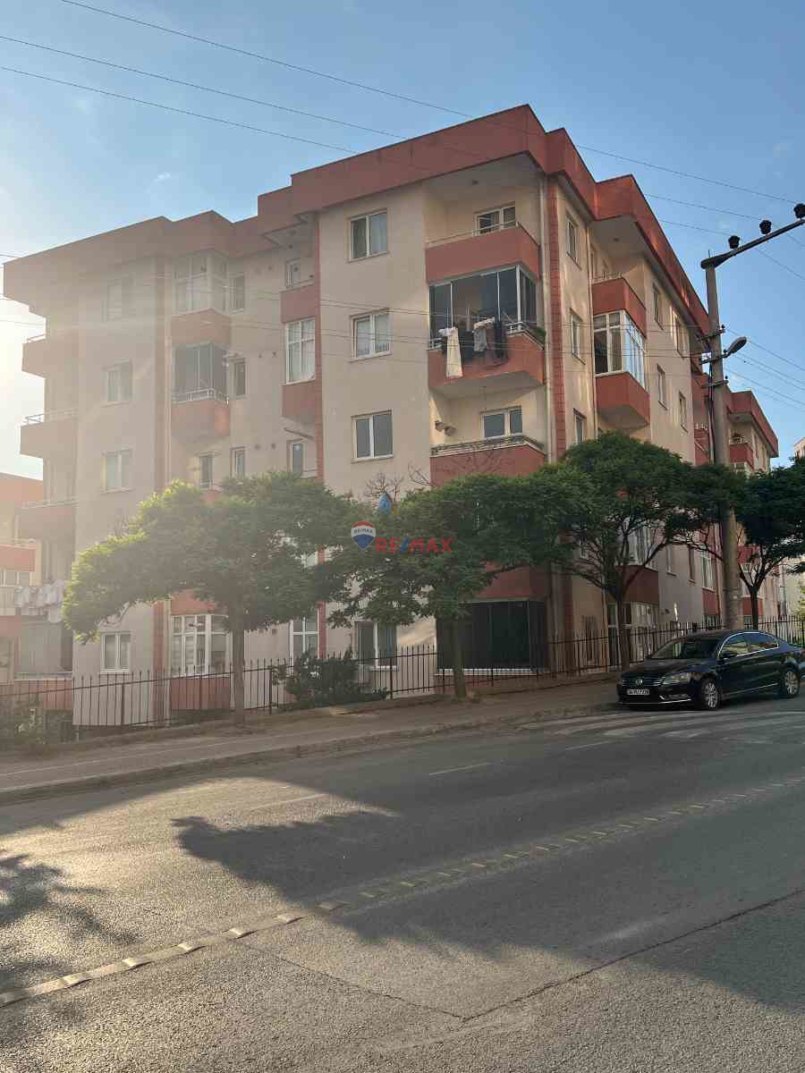 YENİKENT MAHALLESİ ÜLFET SİTESİ 3+1 KİRALIK ARAKAT DAİRE