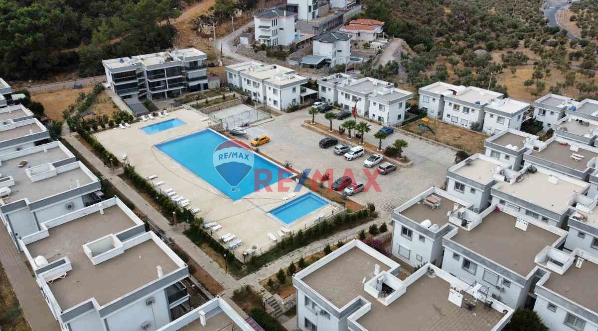 REMAX COOL'DAN MERKEZİ KONUMLU HAVUZLU SİTE İÇİ KİRALIK DAİRE