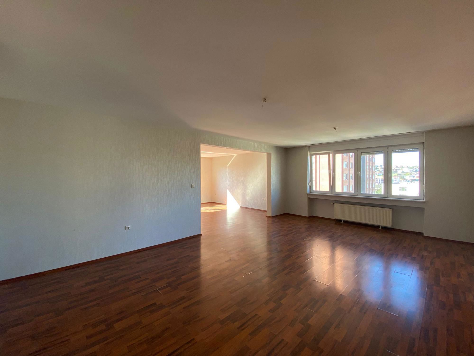 REMAX BEYAZ YÜZÜNCÜYIL SAYGIN KENT SİTESİ 4 + 1 KİRALIK DAİRE