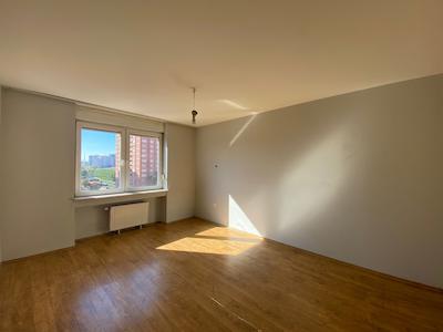 REMAX BEYAZ YÜZÜNCÜYIL SAYGIN KENT SİTESİ 4 + 1 KİRALIK DAİRE