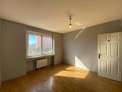 REMAX BEYAZ YÜZÜNCÜYIL SAYGIN KENT SİTESİ 4 + 1 KİRALIK DAİRE