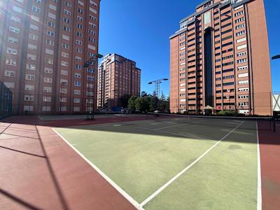 REMAX BEYAZ YÜZÜNCÜYIL SAYGIN KENT SİTESİ 4 + 1 KİRALIK DAİRE