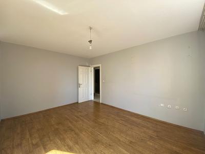 REMAX BEYAZ YÜZÜNCÜYIL SAYGIN KENT SİTESİ 4 + 1 KİRALIK DAİRE