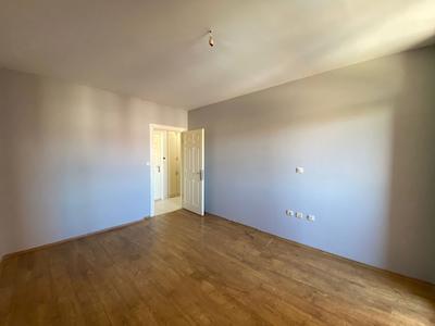 REMAX BEYAZ YÜZÜNCÜYIL SAYGIN KENT SİTESİ 4 + 1 KİRALIK DAİRE