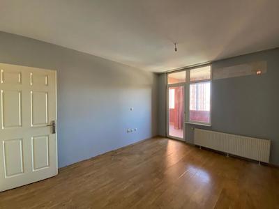 REMAX BEYAZ YÜZÜNCÜYIL SAYGIN KENT SİTESİ 4 + 1 KİRALIK DAİRE