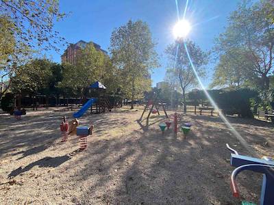 REMAX BEYAZ YÜZÜNCÜYIL SAYGIN KENT SİTESİ 4 + 1 KİRALIK DAİRE