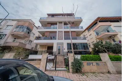 KONYAALTI KUŞKAVAĞI 1+1 ARA KAT SATILIK DAİRE