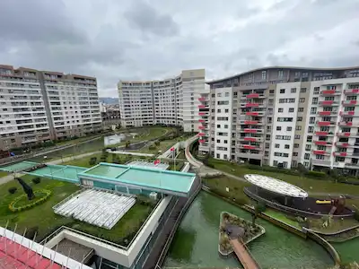 SİNPAŞ LİVA SATIŞ OFİSİ REMAX PROF SEZAİ T.SATILIK 3+1 150 M2 GÖL MANZ