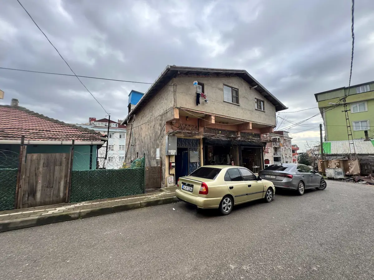 TUZLA ORHANLI ORTA MAH GELECEĞİ PARLAK SATILIK ARSA TAPULU BİNA