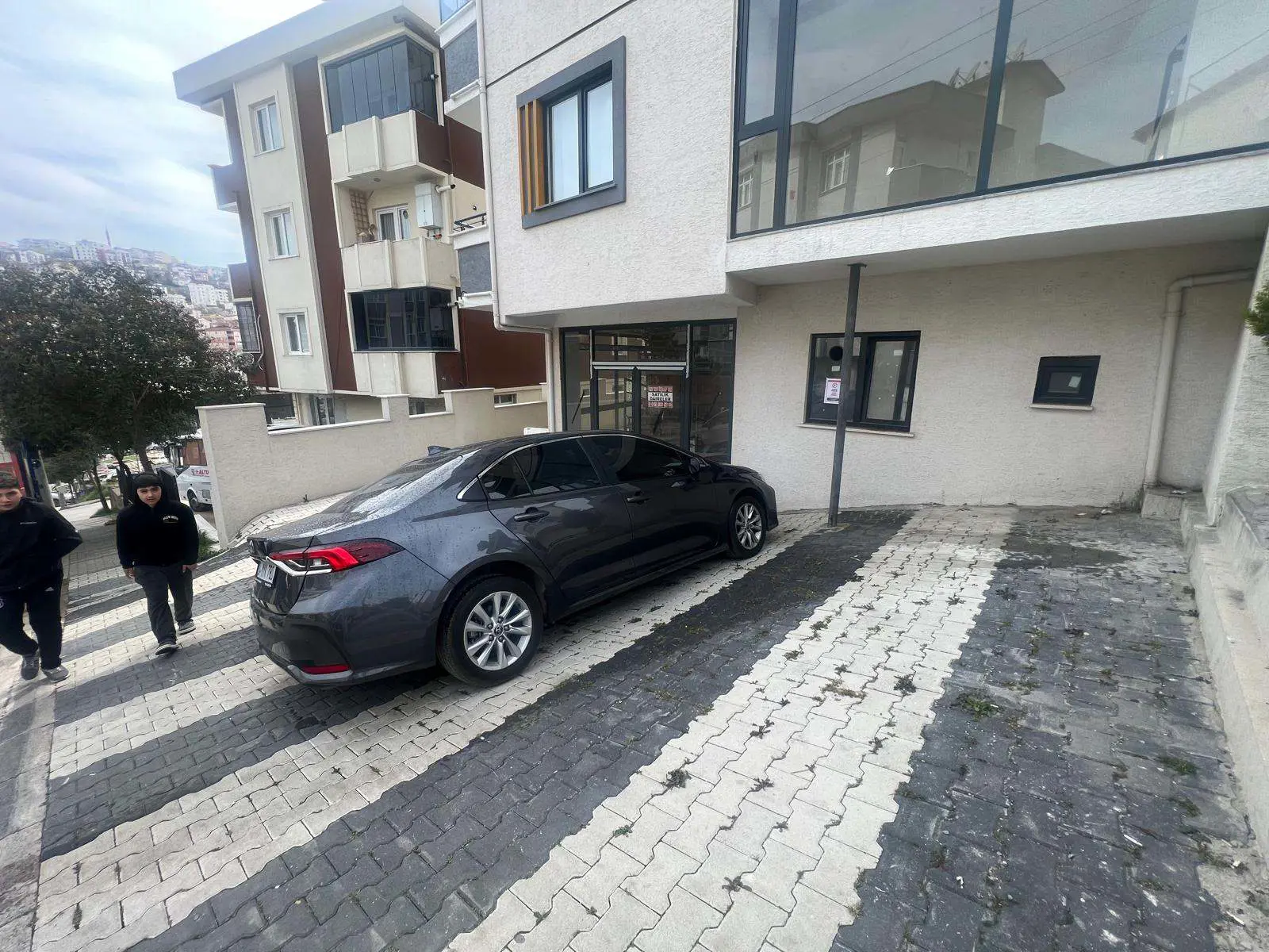 Property image 8