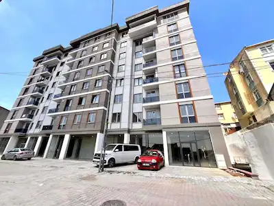 SATILIK SIFIR VE BOŞ 3+1 GENIŞ DAIRE- BALKONLU / OTOPARKLI