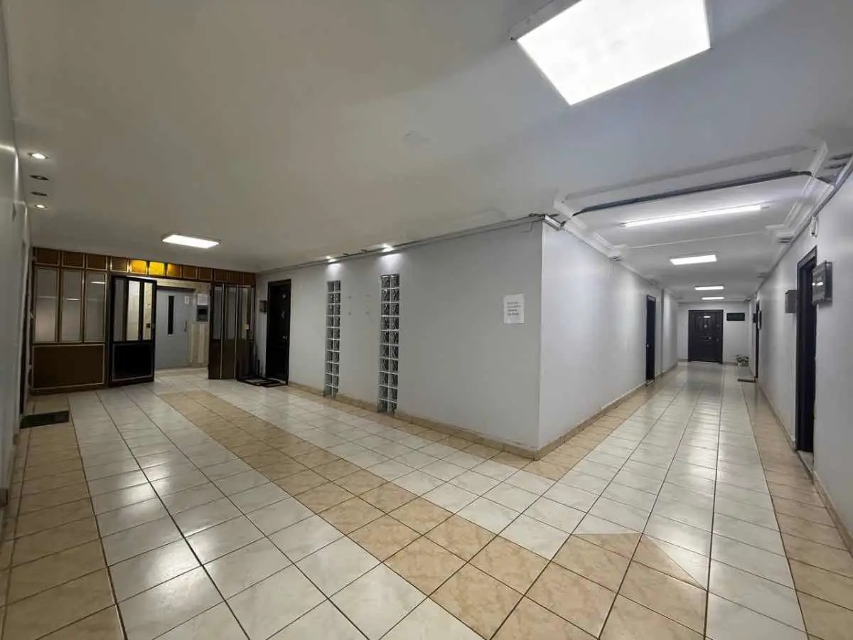 İZMİT BELEDİYE İŞ HANINDA KİRALIK 1+1 50M2 OFİS